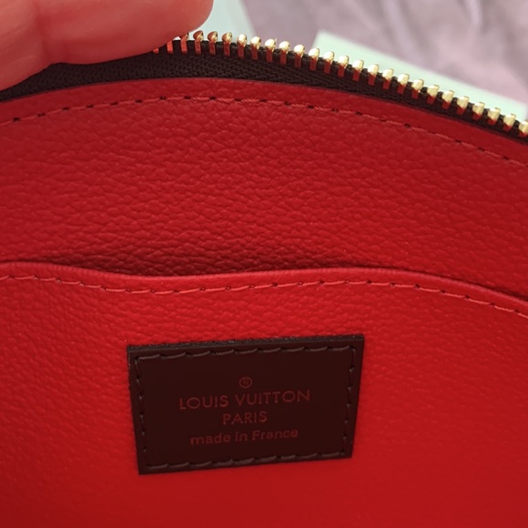 100% Authentic Louis Vuitton Cosmetic Pouch Damier Ebene. Like New! Date SR4280 - Picture 2 of 6